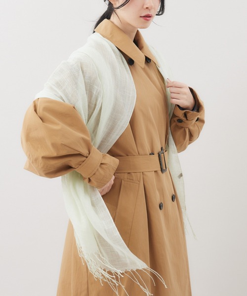 KATHARINE ROSS(キャサリンロス)の「【KATHARINE ROSS】リネンタッチストール 大判 無地(ストール/ショール・レディース・ブルー/オレンジ/グリーン/ライトグリーン・MEDIUM)」の3枚目の写真