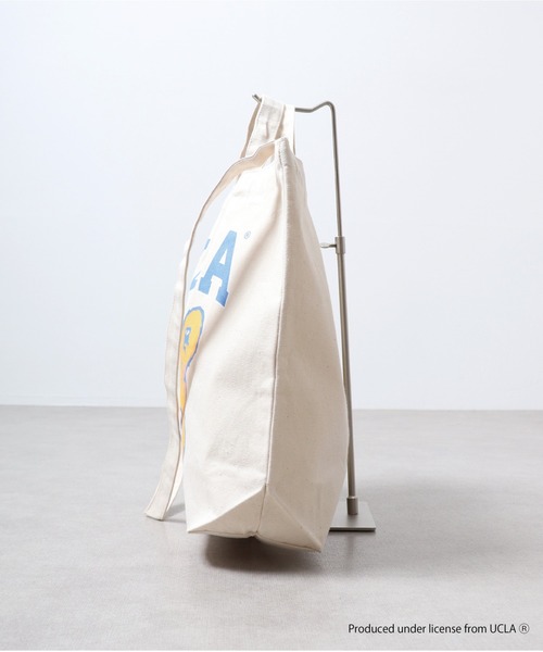 UCLA（ユーシーエルエー）の「UCLA 2WAY TOTE BAG（トートバッグ・メンズ・ブラック/ナチュラル・FREE）」の16枚目の写真