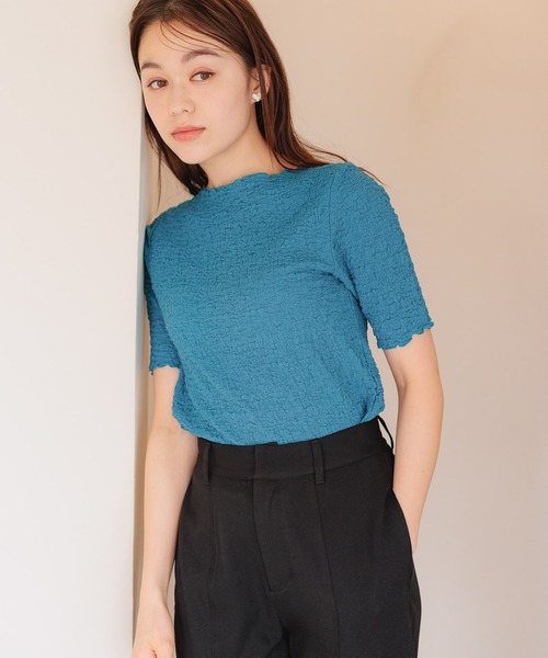 mysty woman（ミスティウーマン）の「［追加1］シャーリングクルーネックプルオーバー 116896（Tシャツ/カットソー・レディース・ブルー/オフホワイト/ライトグリーン/ブラック/オレンジ・FREE）」の5枚目の写真