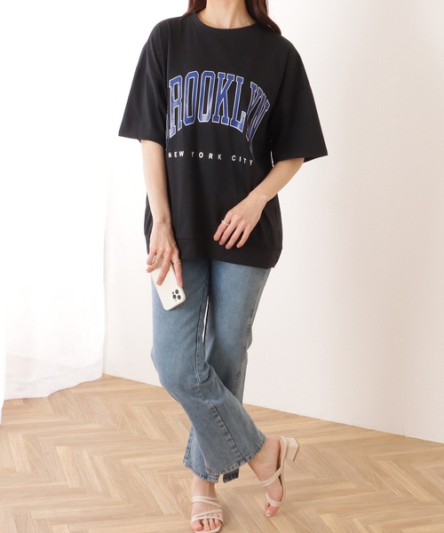 Lace Ladies(レースレディース)の「カレッジロゴ風 ビッグシルエット 半袖 ドロップショルダー プルオーバー(Tシャツ/カットソー・レディース・ブラック/ダークグレー/ネイビー/ライトグレー・M/XL)」の8枚目の写真