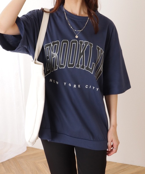 Lace Ladies(レースレディース)の「カレッジロゴ風 ビッグシルエット 半袖 ドロップショルダー プルオーバー(Tシャツ/カットソー・レディース・ブラック/ダークグレー/ネイビー/ライトグレー・M/XL)」の14枚目の写真