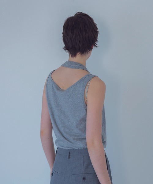 DRESSLAVE（ドレスレイブ）の「cross neck leyered tank(クロスネックレイヤードタンク)（タンクトップ・レディース・ブラック/グレー/ホワイト・38）」の5枚目の写真