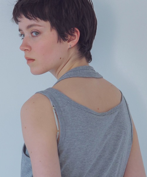 DRESSLAVE（ドレスレイブ）の「cross neck leyered tank(クロスネックレイヤードタンク)（タンクトップ・レディース・ブラック/グレー/ホワイト・38）」の7枚目の写真