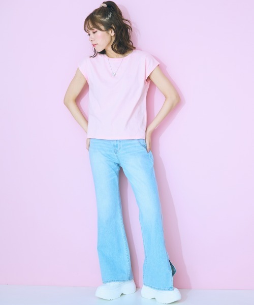 marun（マルン）の「＜大きいサイズ＞ フレンチスリーブTシャツ marun（Tシャツ/カットソー・レディース・チャコール/オフホワイト/ピンク・5L/4L/3L/LL/L）」の14枚目の写真