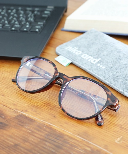 niko and...（ニコアンド）の「オリジナルPCレンズBIGウェリントン伊達メガネ（メガネ・レディース・ブラック/ブラウン・FREE）」の22枚目の写真