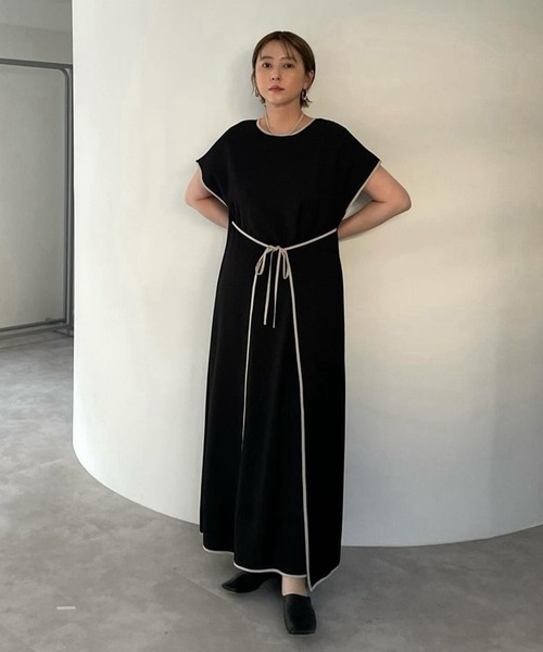 MANOF（マノフ）の「PIPING NARROW ONE PIECE（ワンピース