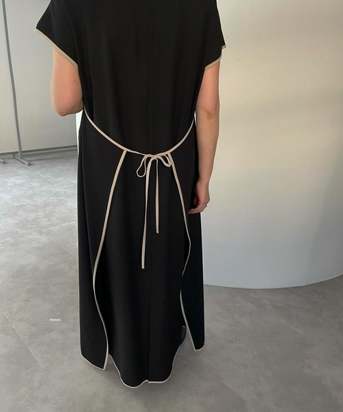 【美品】マノフ/ PIPING NARROW ワンピース　Sサイズ セール】PIPING NARROW ONE PIECE（ワンピース）｜MANOF（マノフ