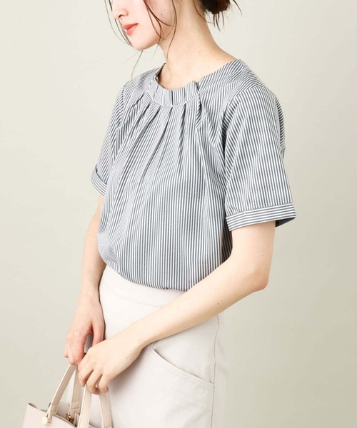 a.v.v（アーヴェヴェ）の「【UVカット/イージーケア】ストライプジャガードトップス（Tシャツ/カットソー・レディース・ブルー/ネイビー/ライトグレー・42/34/36/38/40）」の3枚目の写真