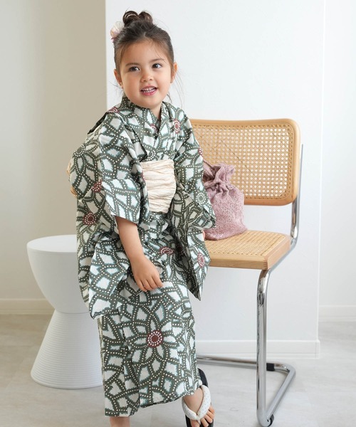 キッズ浴衣3点セット utatane グリーンの広がる菊（浴衣）｜utatane（ウタタネ）