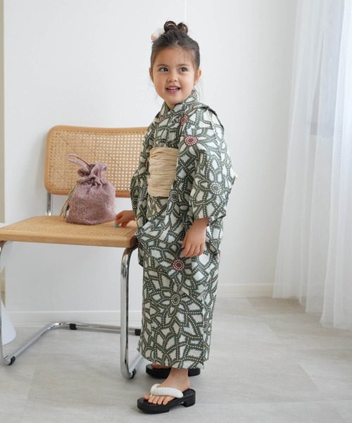 キッズ浴衣3点セット utatane グリーンの広がる菊（浴衣）｜utatane（ウタタネ）