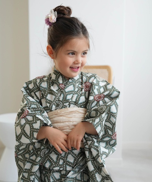 キッズ浴衣3点セット utatane グリーンの広がる菊（浴衣）｜utatane（ウタタネ）