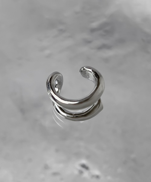 SBG（エスビー）の「SBG ダブルラインイヤーカフ（イヤーカフ・メンズ・ゴールド/シルバー・FREE）」の6枚目の写真