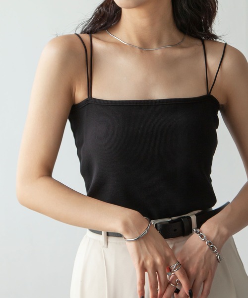 Chillfar（チルファー）の「ダブルストラップカップ付きスクエアキャミソール（キャミソール・レディース・グレー系/グレー/ブラック系/オートミール/ブラウン/ホワイト/ブラウン系/アイボリー/グレイッシュベージュ/ブラック・FREE）」の4枚目の写真