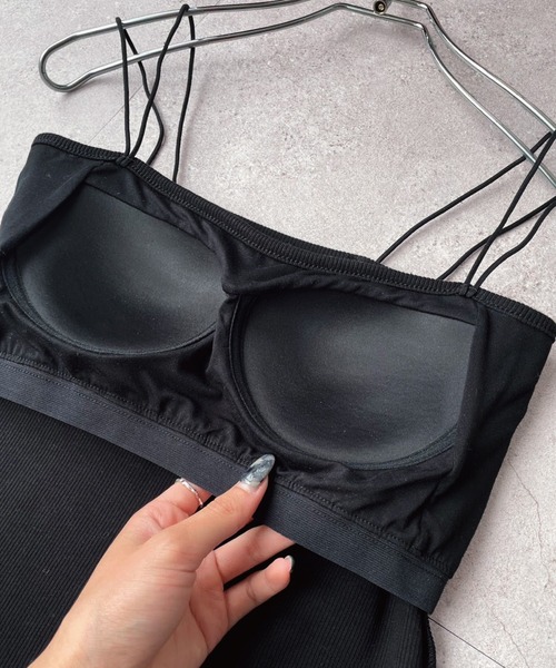 Chillfar（チルファー）の「ダブルストラップカップ付きスクエアキャミソール（キャミソール・レディース・グレー系/グレー/ブラック系/オートミール/ブラウン/ホワイト/ブラウン系/アイボリー/グレイッシュベージュ/ブラック・FREE）」の11枚目の写真