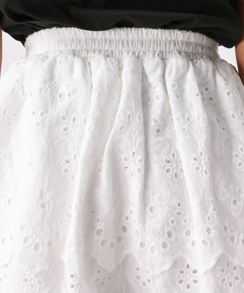 FOREVER 21（フォーエバー トゥエンティーワン）の「【2024SS】レースフリルスカパン（その他パンツ・レディース・ブラック/オフホワイト・FREE）」の16枚目の写真