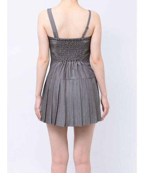 GYDA(ジェイダ)の「【WEB限定】【TINY低身長さん向け】アシメストラッププリーツワンピース(ワンピース・レディース・グレー/ブラック・FREE)」の16枚目の写真