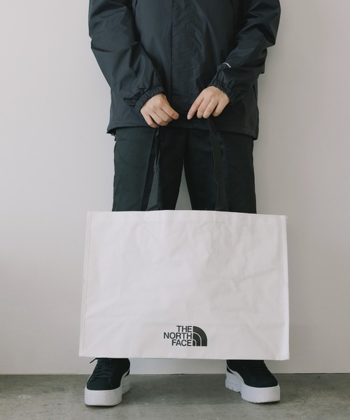 THE NORTH FACE（ザノースフェイス）の「日本未発売 THE NORTH FACE/ザ・ノースフェイス Tarpaulin Eco Bag LARGE エコバッグ（トートバッグ・メンズ・ホワイト・FREE）」の15枚目の写真