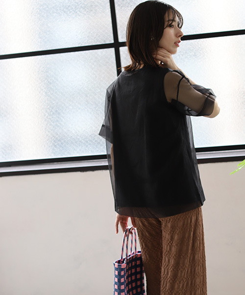 REAL CUBE（リアルキューブ）の「インナーセットシアーオーガンジーTシャツ（Tシャツ/カットソー・レディース・オフホワイト/グレー/ブラック・M）」の6枚目の写真