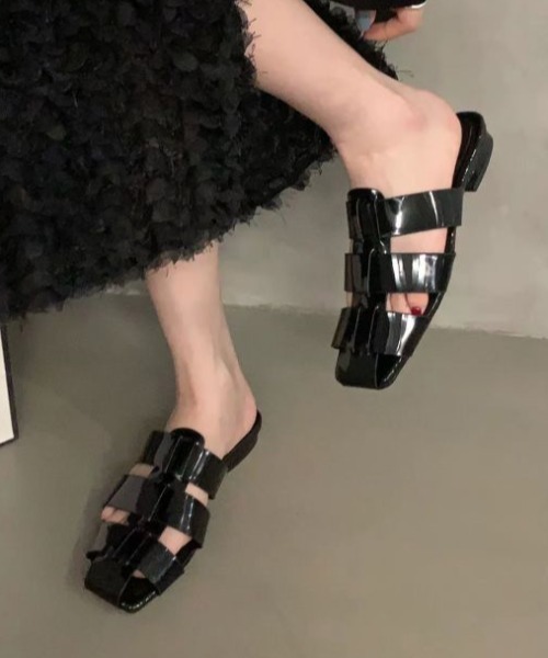 【関税込み】GIABORGHINI ブラック Aimeline ヒールサンダル GIABORGHINIのブラック Aimeline ヒールサンダルがセール中