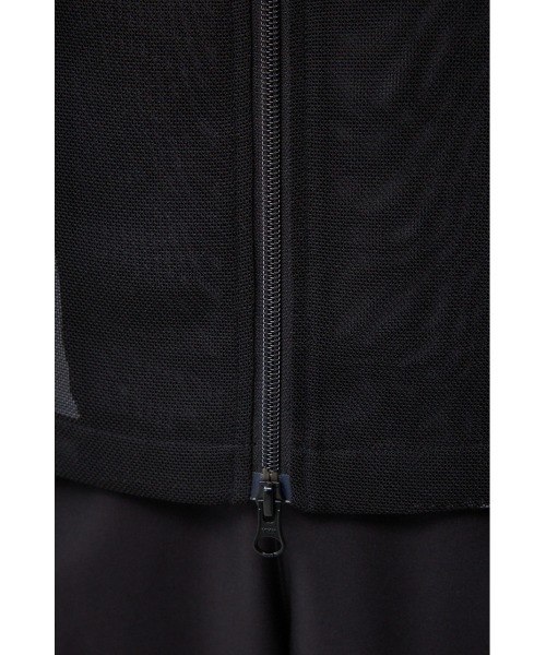 AZUL by moussy（アズールバイマウジー）の「シアーフーディーベスト（ベスト・メンズ・カーキ/グリーン/ブラック・FREE）」の6枚目の写真