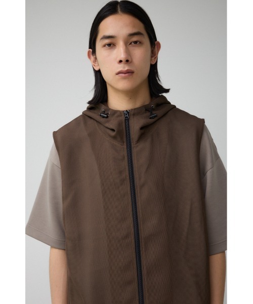 AZUL by moussy（アズールバイマウジー）の「シアーフーディーベスト（ベスト・メンズ・カーキ/グリーン/ブラック・FREE）」の8枚目の写真