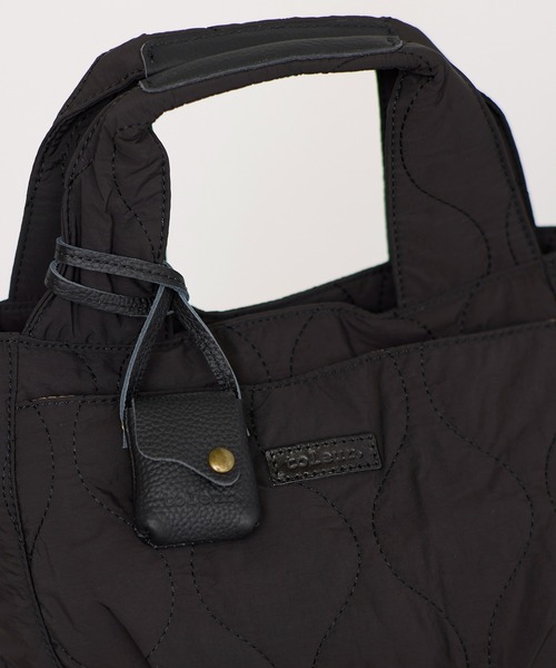 toleur（トーラ）の「【toleur】ナイロンキルティングトート 11930（トートバッグ・レディース・ブラック/ダークベージュ/カーキ/レッド・FREE）」の15枚目の写真