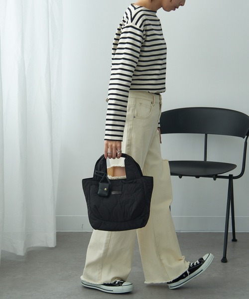 toleur（トーラ）の「【toleur】ナイロンキルティングトート 11930（トートバッグ・レディース・ブラック/ダークベージュ/カーキ/レッド・FREE）」の13枚目の写真