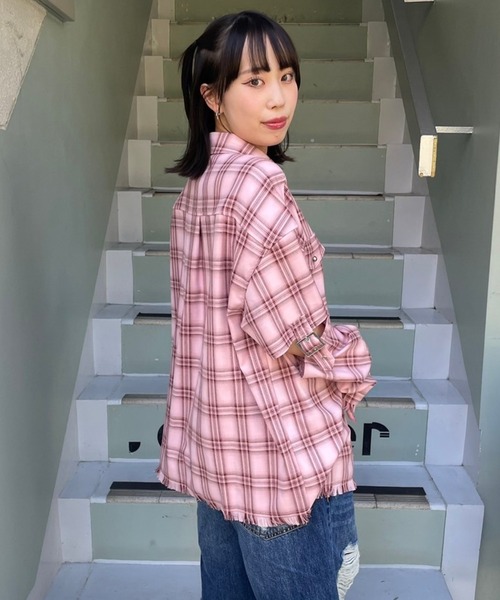 Candy Stripper（キャンディストリッパー）の「BELTED CHECK シャツ（シャツ/ブラウス・レディース・ライトブルー/ブラック/ピンク・2）」の15枚目の写真