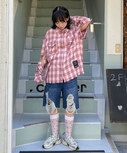 Candy Stripper（キャンディストリッパー）の「BELTED CHECK シャツ（シャツ/ブラウス・レディース・ライトブルー/ブラック/ピンク・2）」の17枚目の写真