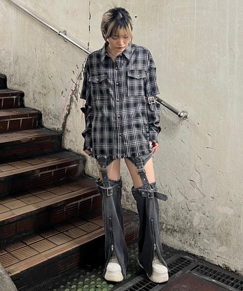 Candy Stripper（キャンディストリッパー）の「BELTED CHECK シャツ