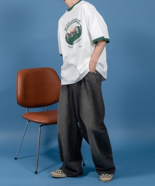 Perushu(ペルーシュ)の「レトロアソートプリントリンガーTシャツ(Tシャツ/カットソー・メンズ・アイボリー/ホワイト系/ホワイト/チャコールグレー/ベージュ・SMALL/MEDIUM/LARGE)」の17枚目の写真