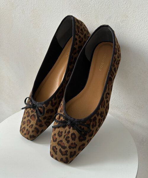 DouDou(ドゥドゥ)の「スクエアバレエ(バレエシューズ・レディース・ピンクベージュ/ブラウン/シルバー/ブラック・24.5cm/23cm/23.5cm/24cm)」の16枚目の写真