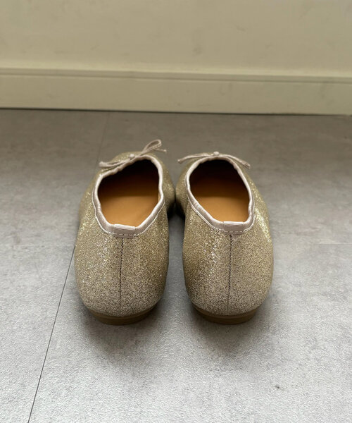 DouDou(ドゥドゥ)の「スクエアバレエ(バレエシューズ・レディース・ピンクベージュ/ブラウン/シルバー/ブラック・24.5cm/23cm/23.5cm/24cm)」の7枚目の写真