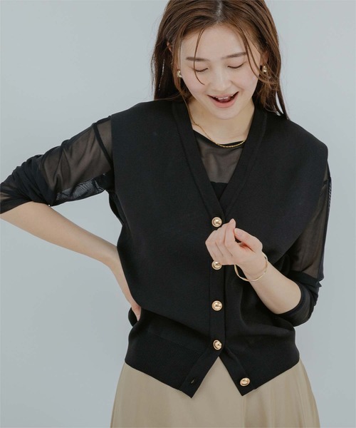UR'S（ユアーズ）の「ゴールド釦コクーンニットベスト（ベスト・レディース・ホワイト系その他/ライトベージュ/ブラック/グレー/ブラック系その他・S/M/L）」の12枚目の写真