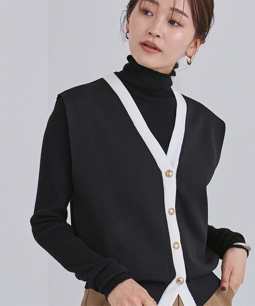 UR'S（ユアーズ）の「ゴールド釦コクーンニットベスト（ベスト・レディース・ホワイト系その他/ライトベージュ/ブラック/グレー/ブラック系その他・S/M/L）」の22枚目の写真