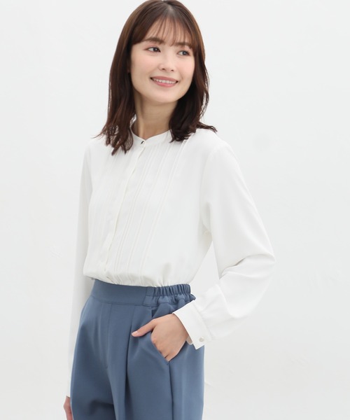 Honeys（ハニーズ）の「ピンタックブラウス（シャツ/ブラウス・レディース・ブラック/グレイッシュベージュ/グレイッシュブルー/ホワイト/ブラウン・S/M/L/LL/3L）」の7枚目の写真