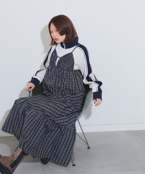 Ray BEAMS（レイビームス）の「ライン ジャージ トラック ジャケット（ジャージ・レディース・ブルー/アイボリー・0/1）」の9枚目の写真