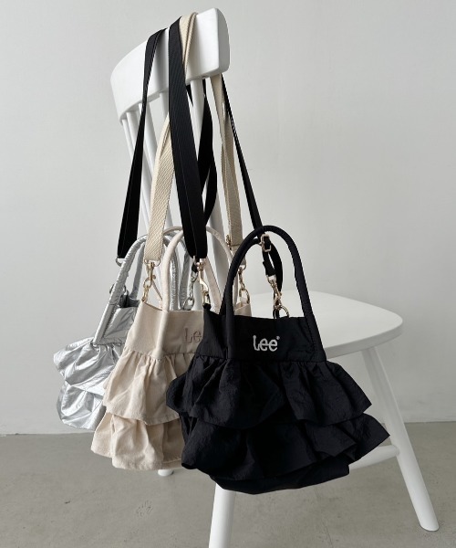 Lee（リー）の「Lee/リー フリル アクセント 2WAY ミニトート ショルダーバッグ/ハンドバッグ/バレエコア ティアード ロゴ刺繍（ショルダーバッグ・レディース・ブラック/シルバー/ホワイト/ブラック×ブラック・FREE）」の10枚目の写真