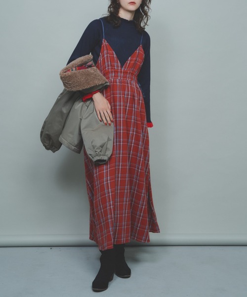 Unitage（ユニテージ）の「【入荷禁止】配色ボリュームキャミワンピース（ワンピース・レディース・ブラック/ボルドー/オレンジ/ネイビー/ダークネイビー/ブラウン/ダークブラウン・FREE）」の21枚目の写真