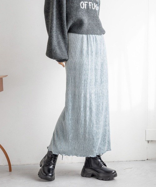 LOWRYS FARM(ローリーズファーム)の「シャイニーベロアタイトSK 136552(スカート・レディース・グリーン/ブラック/アイボリー/グレー/レオパード/ブルー/ブラウン・FREE)」の16枚目の写真