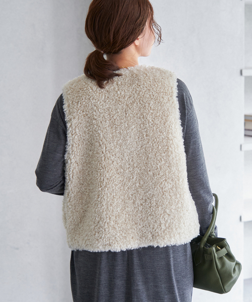 IENA（イエナ）の「ECOPEL カーリーファーベスト（ベスト）」 - WEAR