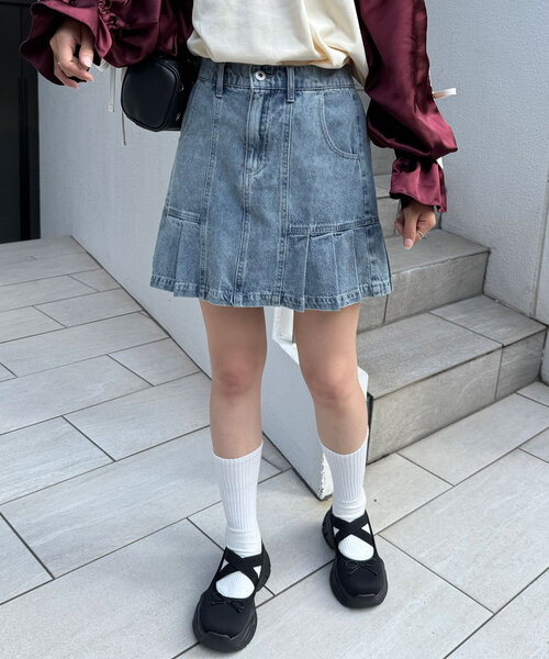 CIAOPANIC（チャオパニック）の「オーバーダイデニムタックミニスカート（スカート・レディース・ブルー・ONE SIZE）」の4枚目の写真