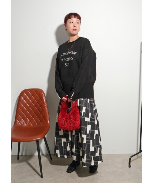 2WAYパール付きロゴニットトップス Palm Riche│Eimee Law & LHELBIE