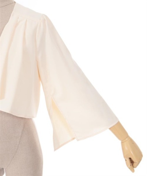 axes femme（アクシーズファム）の「ケープボレロ風ジャケット（ノーカラージャケット・レディース・ブラック/キナリ・FREE）」の12枚目の写真