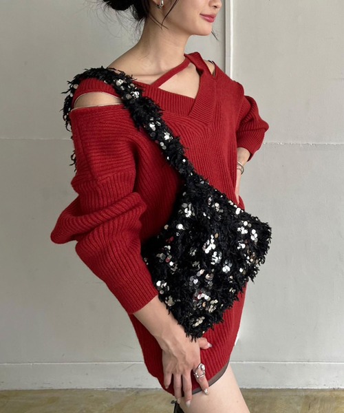 Jewelobe(ジュエローブ)の「フェザー×スパンコールショルダーミニバッグ(ショルダーバッグ・レディース・ブラック/グレー/ベージュ・FREE)」の15枚目の写真