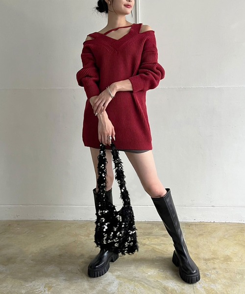 Jewelobe(ジュエローブ)の「フェザー×スパンコールショルダーミニバッグ(ショルダーバッグ・レディース・ブラック/グレー/ベージュ・FREE)」の6枚目の写真