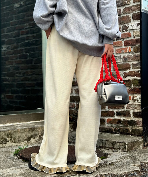 CIAOPANIC（チャオパニック）の「裾チュールワッフルイージーパンツ（その他パンツ・レディース・グレー/アイボリー/ブラック・SMALL/MEDIUM）」の7枚目の写真