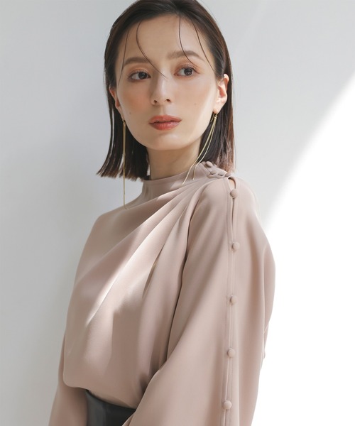 専用です♡ anuans シルバー925アシメチェーンピアス GOLD 未使用 アニュアンス anuans シルバー925アシメチェーンピアス （GOLD