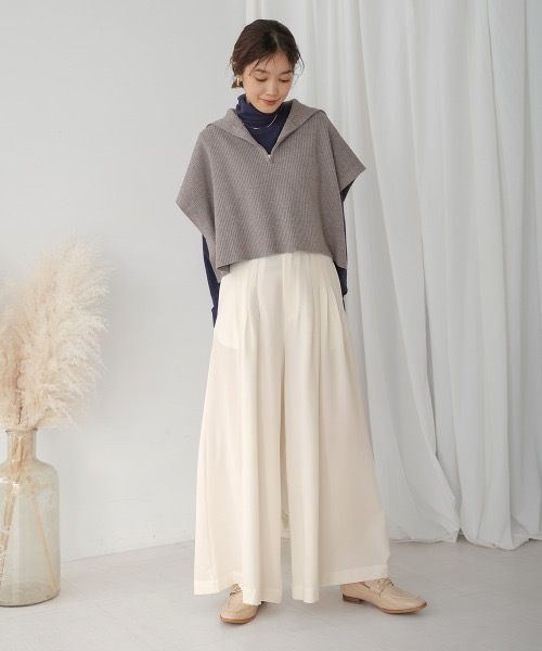 Bou Jeloud(ブージュルード)の「ボリュームタックパンツ(その他パンツ・レディース・オフホワイト/チャコールグレー/A・38)」の6枚目の写真