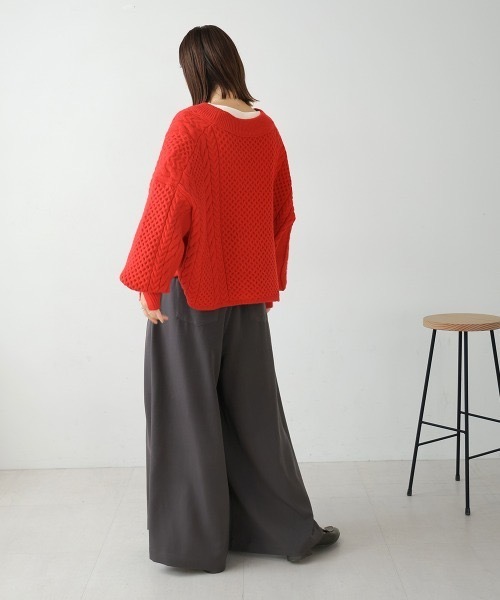 Bou Jeloud(ブージュルード)の「ボリュームタックパンツ(その他パンツ・レディース・オフホワイト/チャコールグレー/A・38)」の17枚目の写真